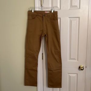 Wrangler Straight Fit Twill Jeans *LIKE NEW*